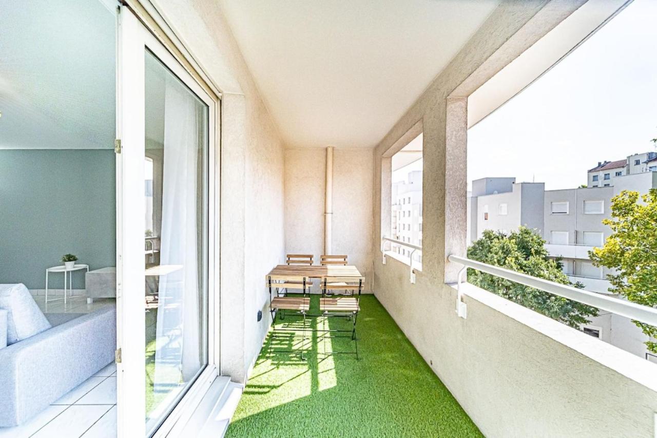 Appartement Cosy Avec Balcony And Garage-Charpennes Villeurbanne Dış mekan fotoğraf